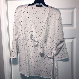 Gently worn 3/4 sleeve length BooHoo blouse